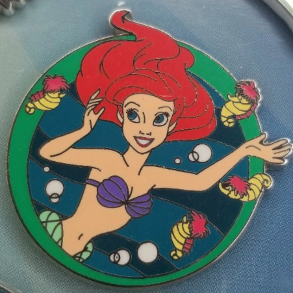 Disney's The Little Mermaid 7-Pin Set Disneyland Walt Disney World Parks - Picture 5 of 10